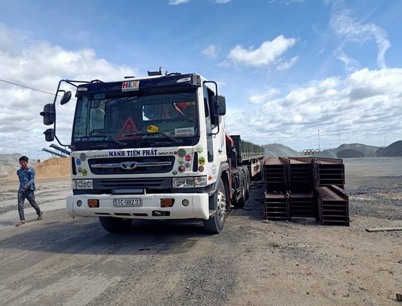 Công ty bán sắt thép hình H giá rẻ quận 2
