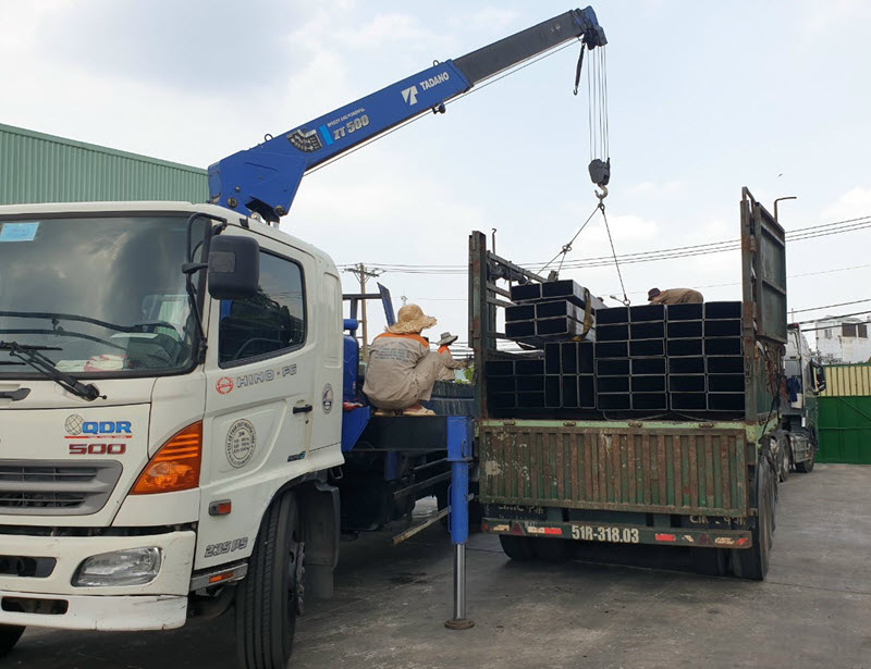 Công ty bán sắt thép hộp giá rẻ quận 4