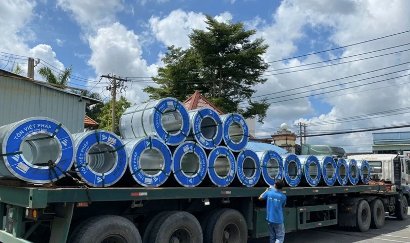 Mua tôn cuộn chất lượng cao tại Thép Mạnh Tiến Phát
