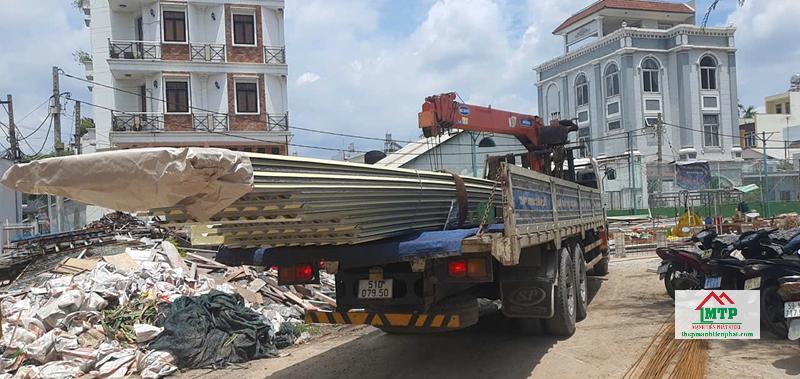 Hoàn tất giao 730m tôn PU Hoa Sen cho công trình trường học tại Hóc Môn