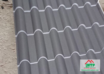 Giá tôn lạnh mạ màu xám sáng Hoa Sen