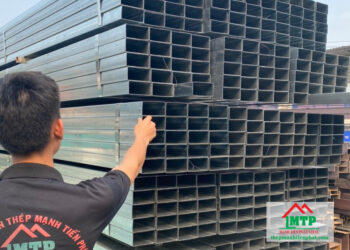 Giá sắt thép hộp chữ nhật đen Hòa Phát 20x40 mới nhất