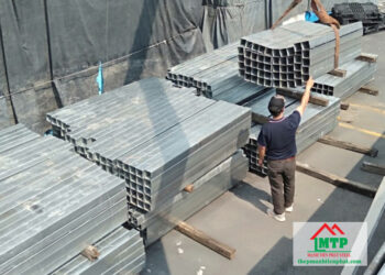 Giá sắt thép vuông mạ kẽm Hòa Phát 90x90 mới nhất
