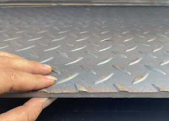 Tấm gân inox đúc chất lượng, giá rẻ, chính hãng 100%, ưu đãi 5-10%