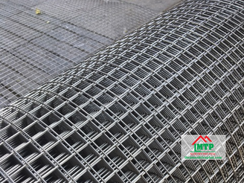 Lưới inox hàn ô vuông hàn với các sợi lưới được liên kết chặt chẽ, đảm bảo độ chắc chắn khi sử dụng