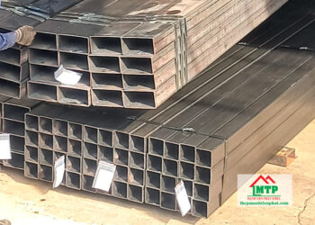 Giá sắt thép hộp Nam Kim tại Quận 12
