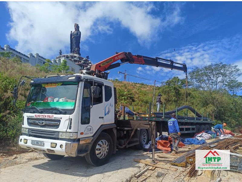 Thép Mạnh Tiến Phát giao 60 tấn thép xây dựng Miền Nam lên cho công trình Núi Bà Đen Tây Ninh đúng theo yêu cầu