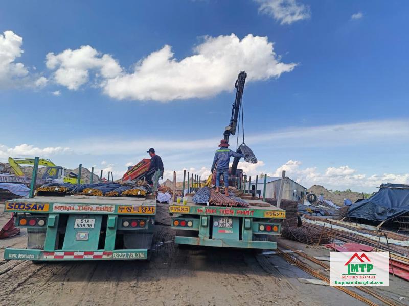 Thép Mạnh Tiến Phát giao 90 tấn thép thanh vằn Miền Nam cho công trình Trạm truyền tải điện 220kv tại TP Gò Công - Tiền Giang