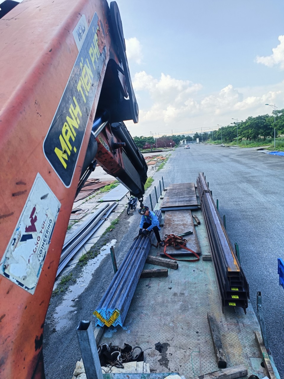 z5708064427533 60109f94f18c98beb7a8d5ce244ea8fd