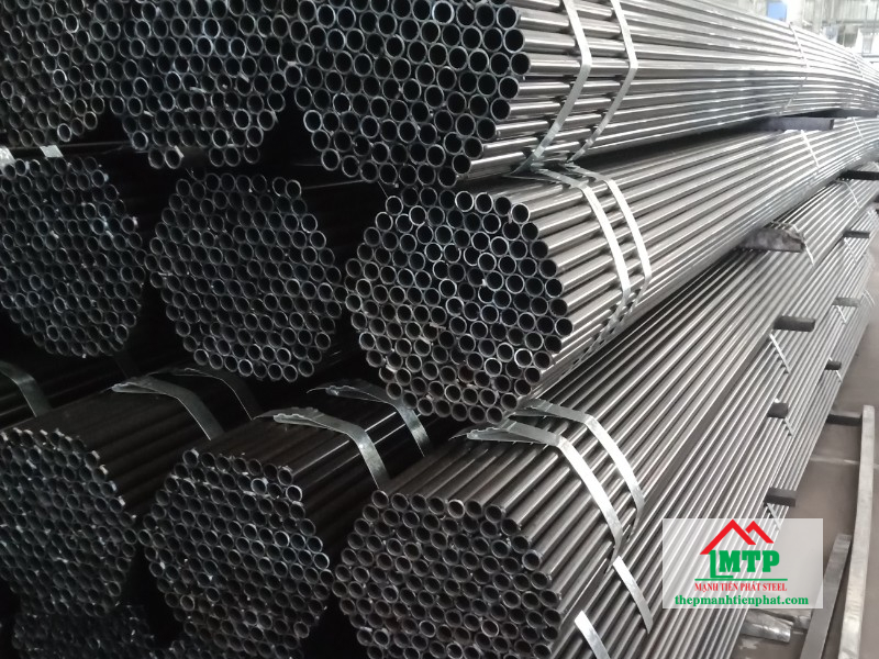 Ống thép đúc DN15 sản xuất băng phương pháp đúc, cứng cáp, chịu lực tốt
