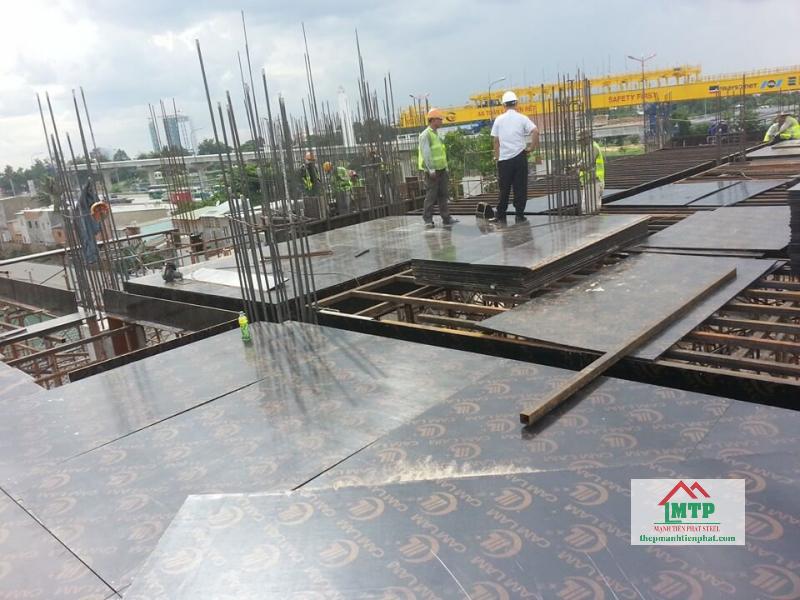 Ván phủ phim dùng làm sàn