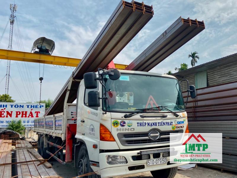 Thép MTP có xe vận chuyển tận nơi, nhanh chóng