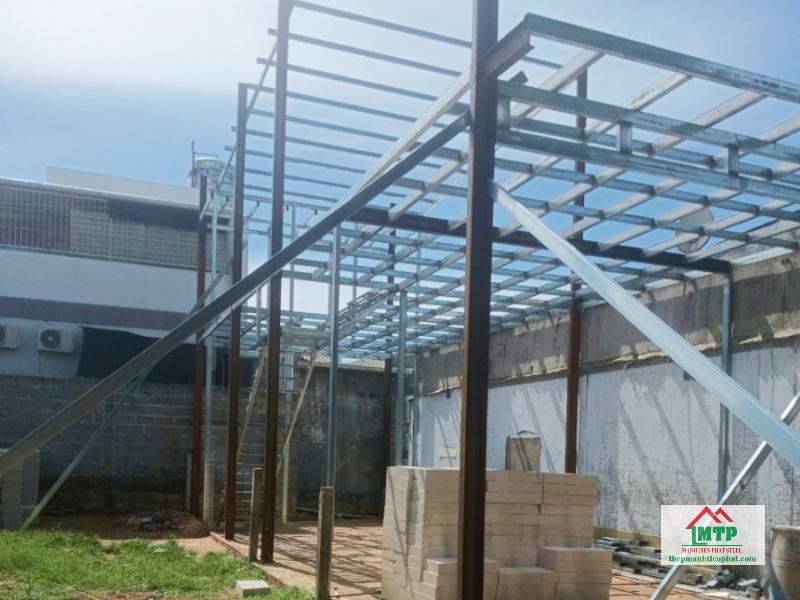 Ứng dụng sắt I120 làm dầm thép nhà tiền chế nhỏ