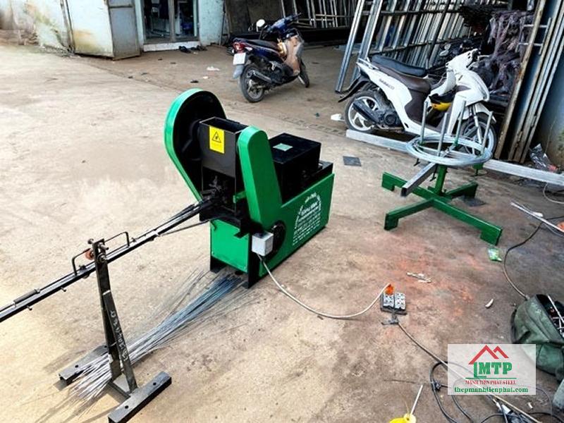 Thép Mạnh Tiến Phát duỗi dây thép bằng máy móc hiện đại, độ chính xác cao