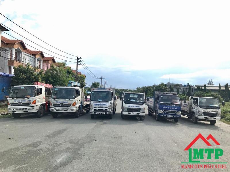 Đại lý Thép MTP vận chuyển thép ống Đức Việt tận công trình