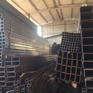 Giá thép hộp 150x275