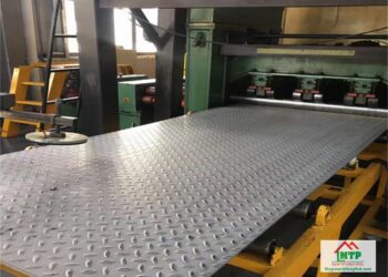 Gia công dập gân thép tấm