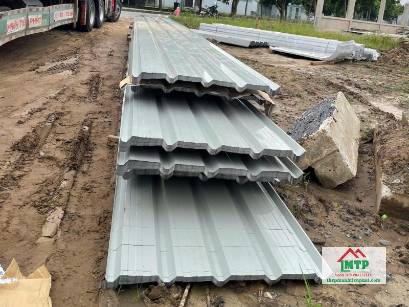 Tôn 5 sóng Hoa Sen