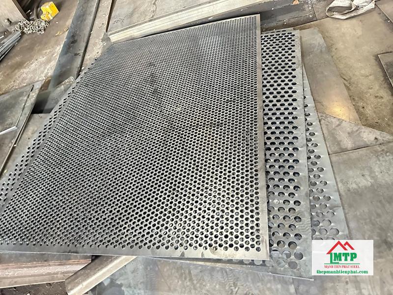 Tấm thép đục lỗ thông thoáng khí, dễ gia công, độ bền cao