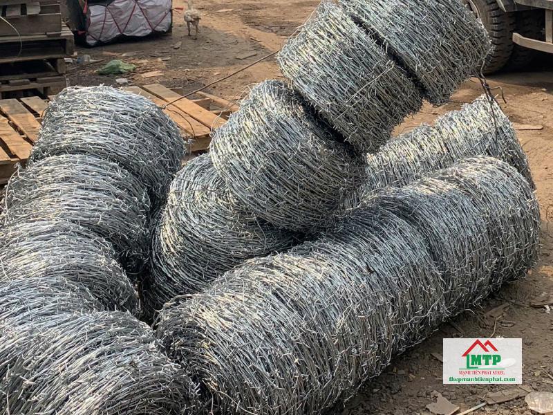 Dây kẽm gai tại Huyện Nhà Bè chống rỉ sét tốt, giá cạnh tranh