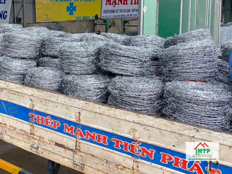 Xưởng sản xuất kẽm gai tại Long An - Thép Mạnh Tiến Phát có sẵn số lượng lớn, báo giá rõ ràng, bổ sung hàng nhanh cho công trình