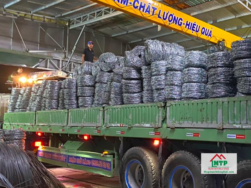 Xưởng dây kẽm gai tại Quận Tân Bình luôn sẵn số lượng lớn, hỗ trợ giao hẻm nhỏ