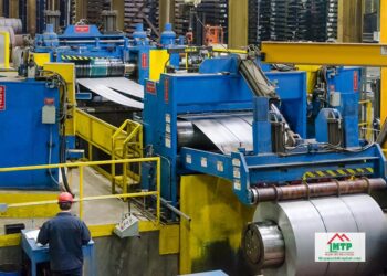 Gia công xẻ băng cuộn sắt tấm theo yêu cầu
