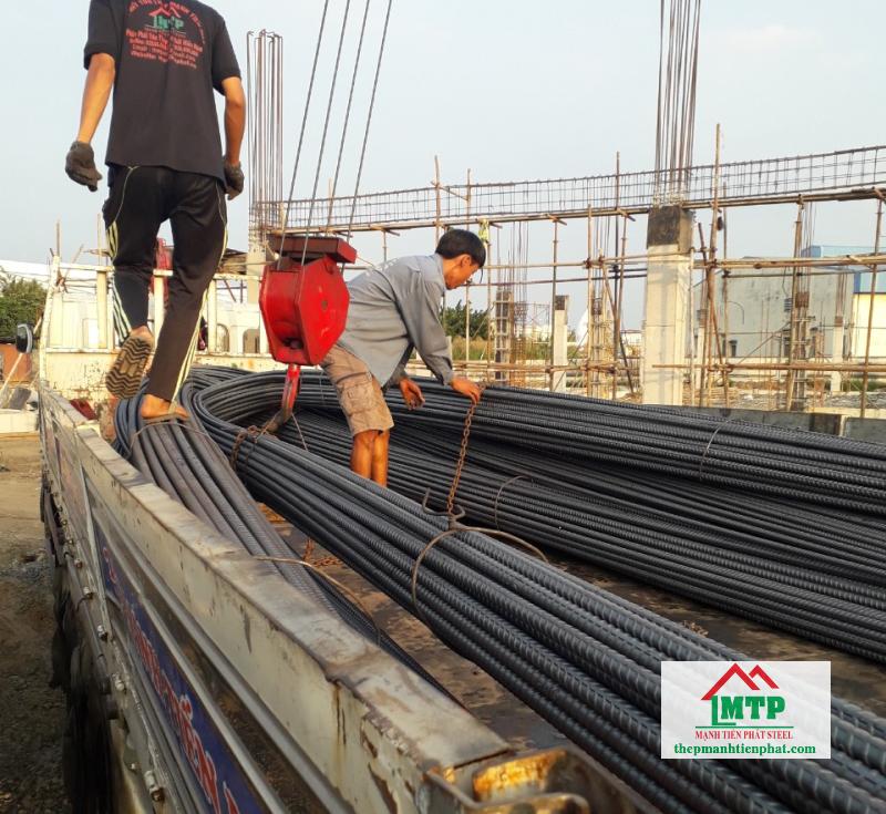 Giao 3 tấn thép thanh vằn D16 Việt Nhật cho công trình nhà phố 6 tầng tại Quận 1