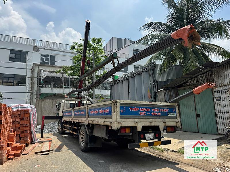 Bàn giao 10 tấn thép Việt Nhật CB400-V gồm D12, D14, D16 đến công trình cải tạo và nâng tầng tại khu vực Minh Phụng, Quận 11