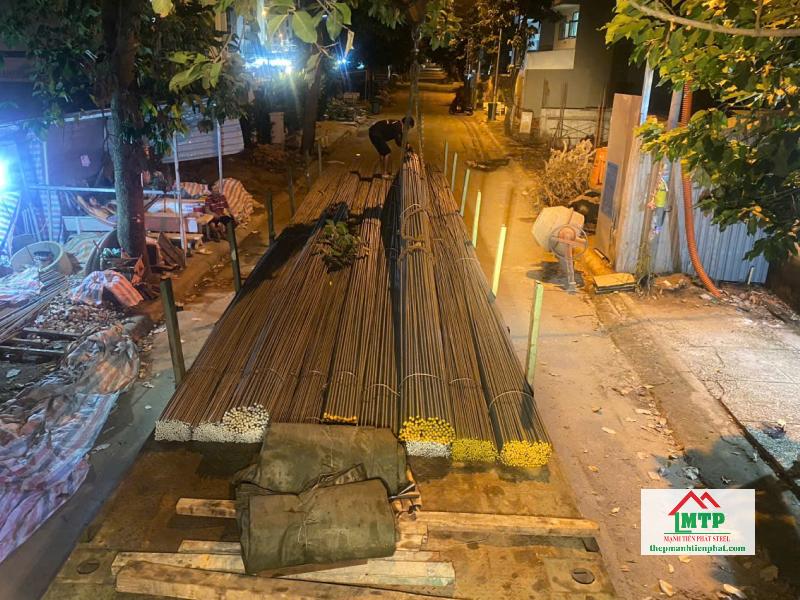 Giao 20 tấn thép Việt Nhật cho công trình tòa nhà văn phòng tại Quận 7