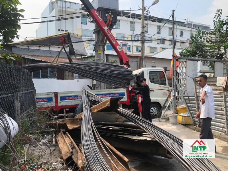 Giao 150 cây thép Việt Nhật D12 cho công trình nhà phố ở Nguyễn Oanh, Gò Vấp