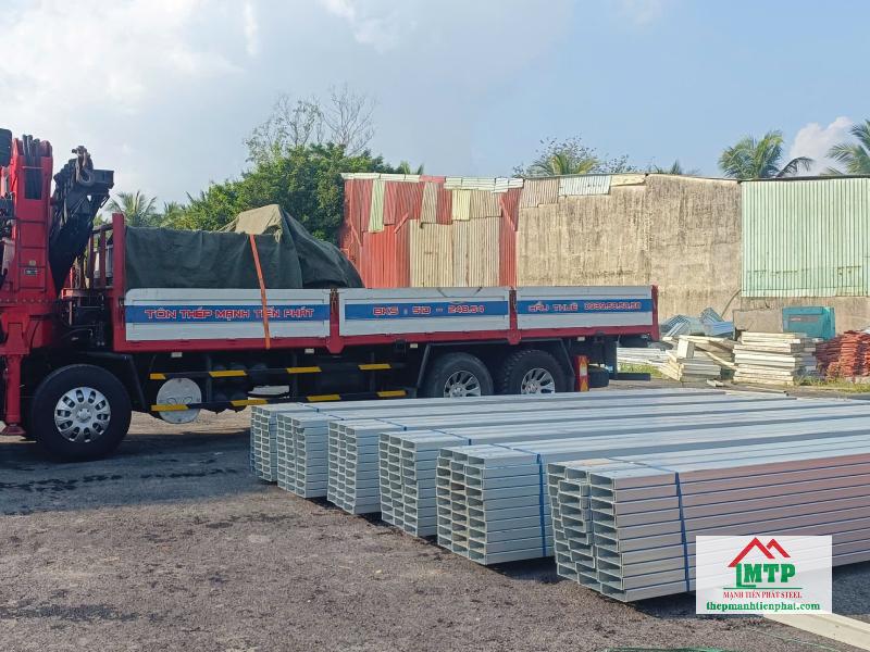 Đại lý xà gồ Hoa Sen tại Quận 1 giao theo tiến độ, đúng quy cách - Thép Mạnh Tiến Phát