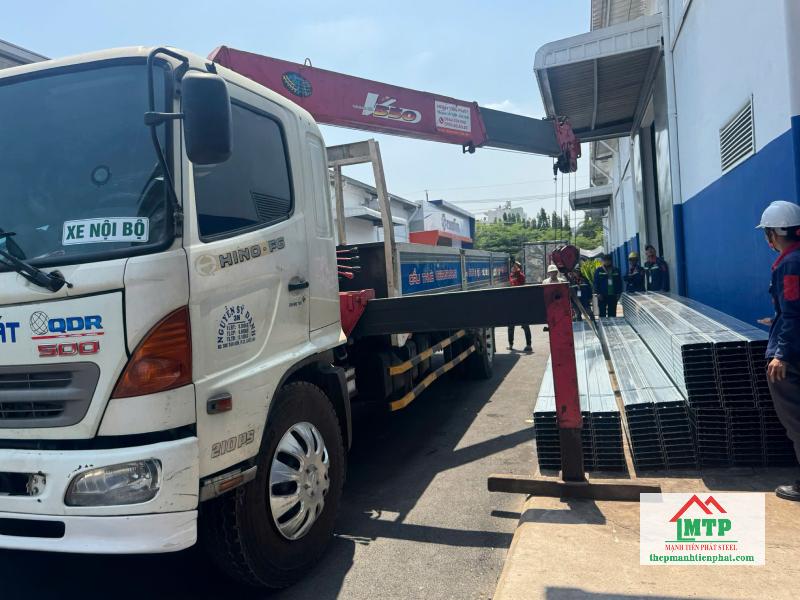 Đại lý Thép Mạnh Tiến Phát cung cấp xà gồ Hoa Sen tại Quận 10 linh hoạt theo nhu cầu, giá cạnh tranh