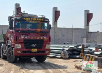 Đại lý xà gồ Hòa Phát tại Huyện Nhà Bè - Mạnh Tiến Phát tư vấn quy cách phù hợp, linh hoạt phương án giao hàng đảm bảo tiến độ