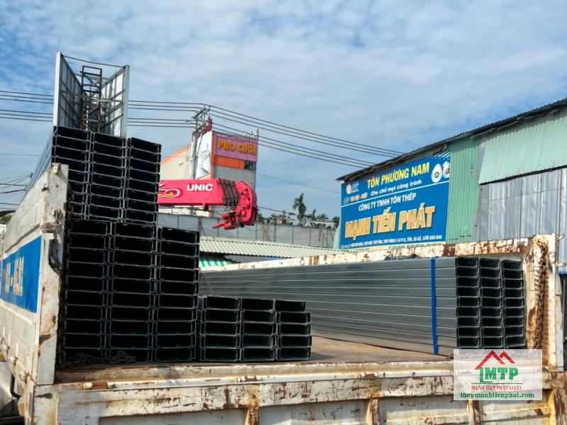 Đại lý xà gồ Hòa Phát tại Quận 8 uy tín, kho sẵn hàng, đa dạng quy cách, giá ưu đãi